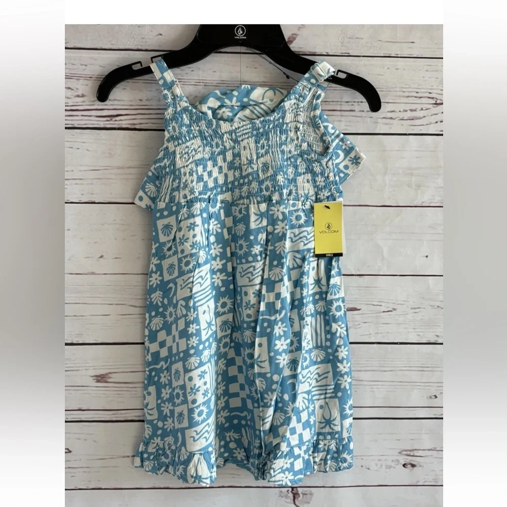 Volcom Girls Smocked Dress Size 5 Ice Blue Matching Hat Beachy NWT Retails $44